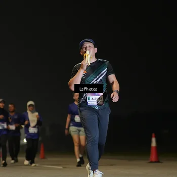 Runner Photo 7385834