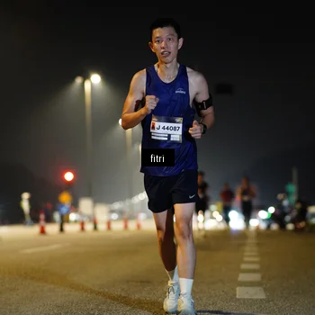 Runner Photo 7385844