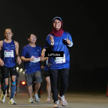 Runner Photo 7385863