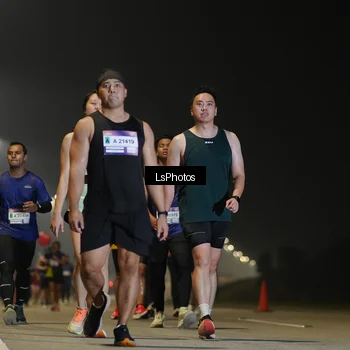 Runner Photo 7385905