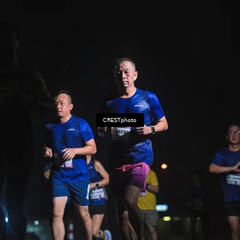 Runner Photo 7385913