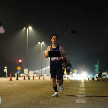 Runner Photo 7385918