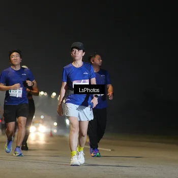 Runner Photo 7386045