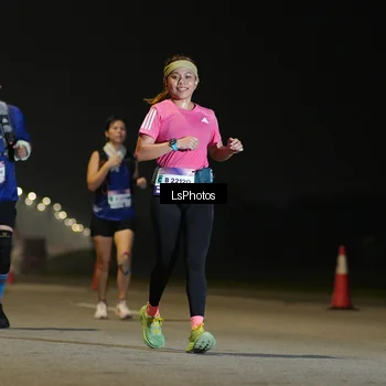 Runner Photo 7386123