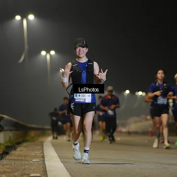 Runner Photo 7386140