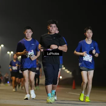 Runner Photo 7386153