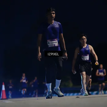 Runner Photo 7386178