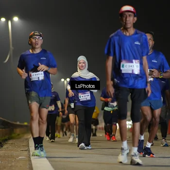 Runner Photo 7386242