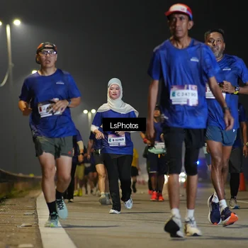 Runner Photo 7386243