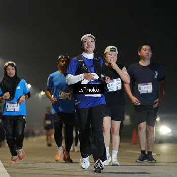 Runner Photo 7386252