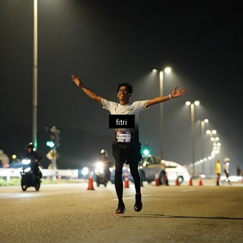 Runner Photo 7386358