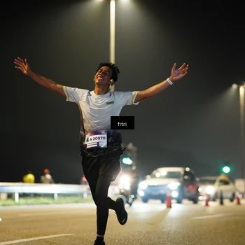 Runner Photo 7386372