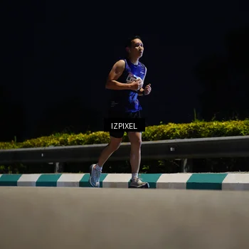 Runner Photo 7386530