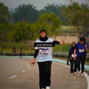 Runner Photo 7386535