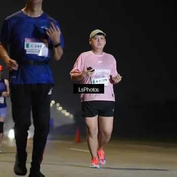 Runner Photo 7386579