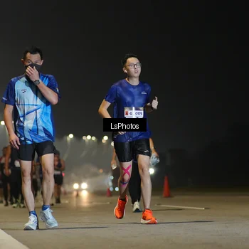 Runner Photo 7386601