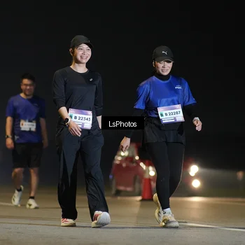 Runner Photo 7386798