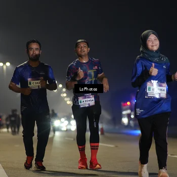 Runner Photo 7386869
