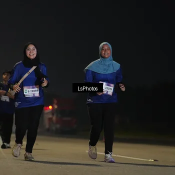 Runner Photo 7386920