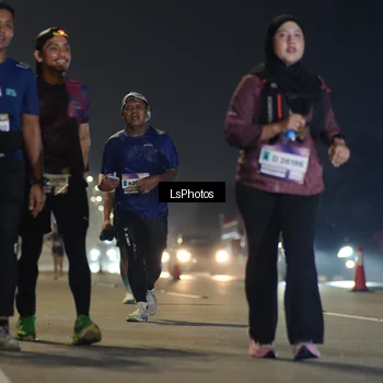 Runner Photo 7386950