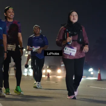 Runner Photo 7386951