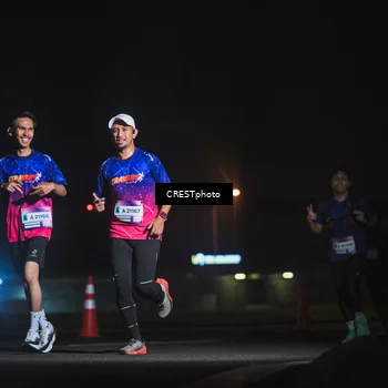 Runner Photo 7386996