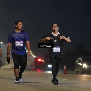 Runner Photo 7387015