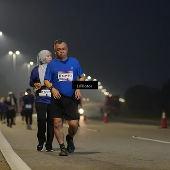 Runner Photo 7387032