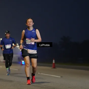 Runner Photo 7387059