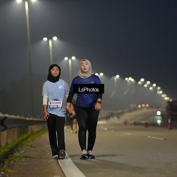 Runner Photo 7387072