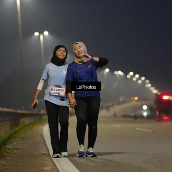 Runner Photo 7387090