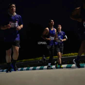 Runner Photo 7387117