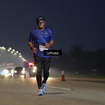 Runner Photo 7387118