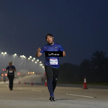 Runner Photo 7387141