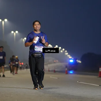 Runner Photo 7387187
