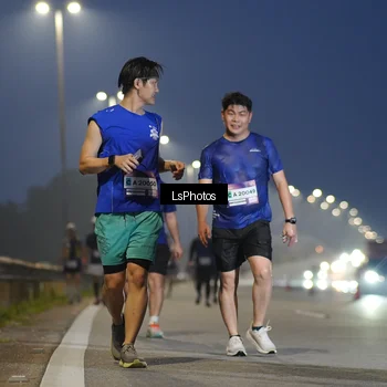 Runner Photo 7387238