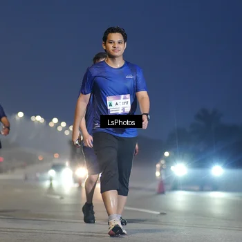 Runner Photo 7387245
