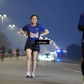 Runner Photo 7387287