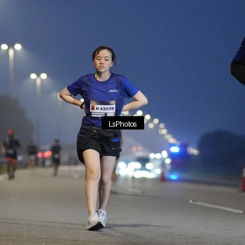Runner Photo 7387288