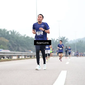Runner Photo 7387294