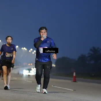 Runner Photo 7387310