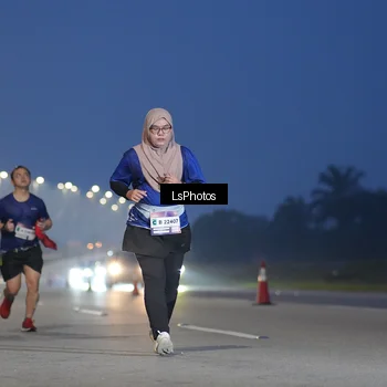 Runner Photo 7387346