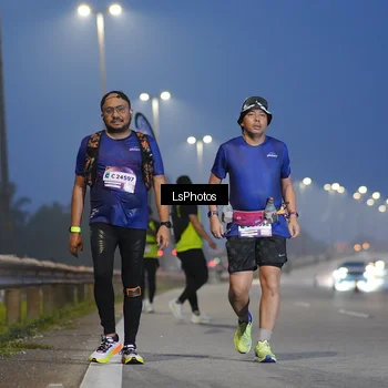 Runner Photo 7387393