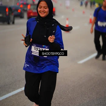 Runner Photo 7387395