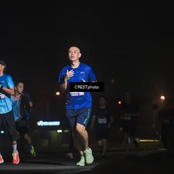 Runner Photo 7387409