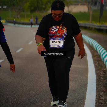 Runner Photo 7387412