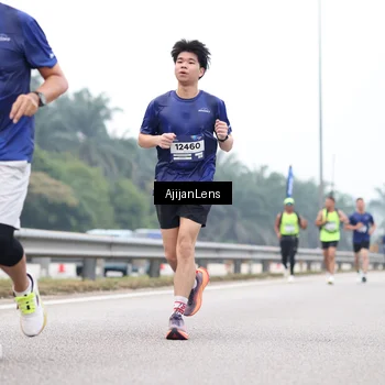 Runner Photo 7387440