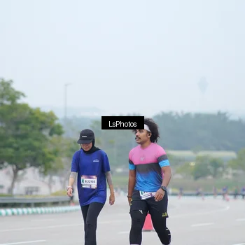 Runner Photo 7387441