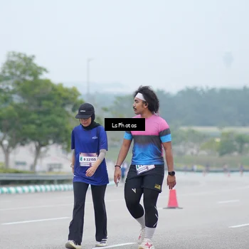 Runner Photo 7387467