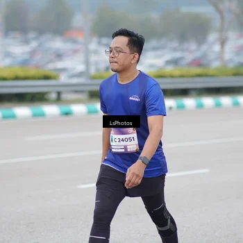 Runner Photo 7387468